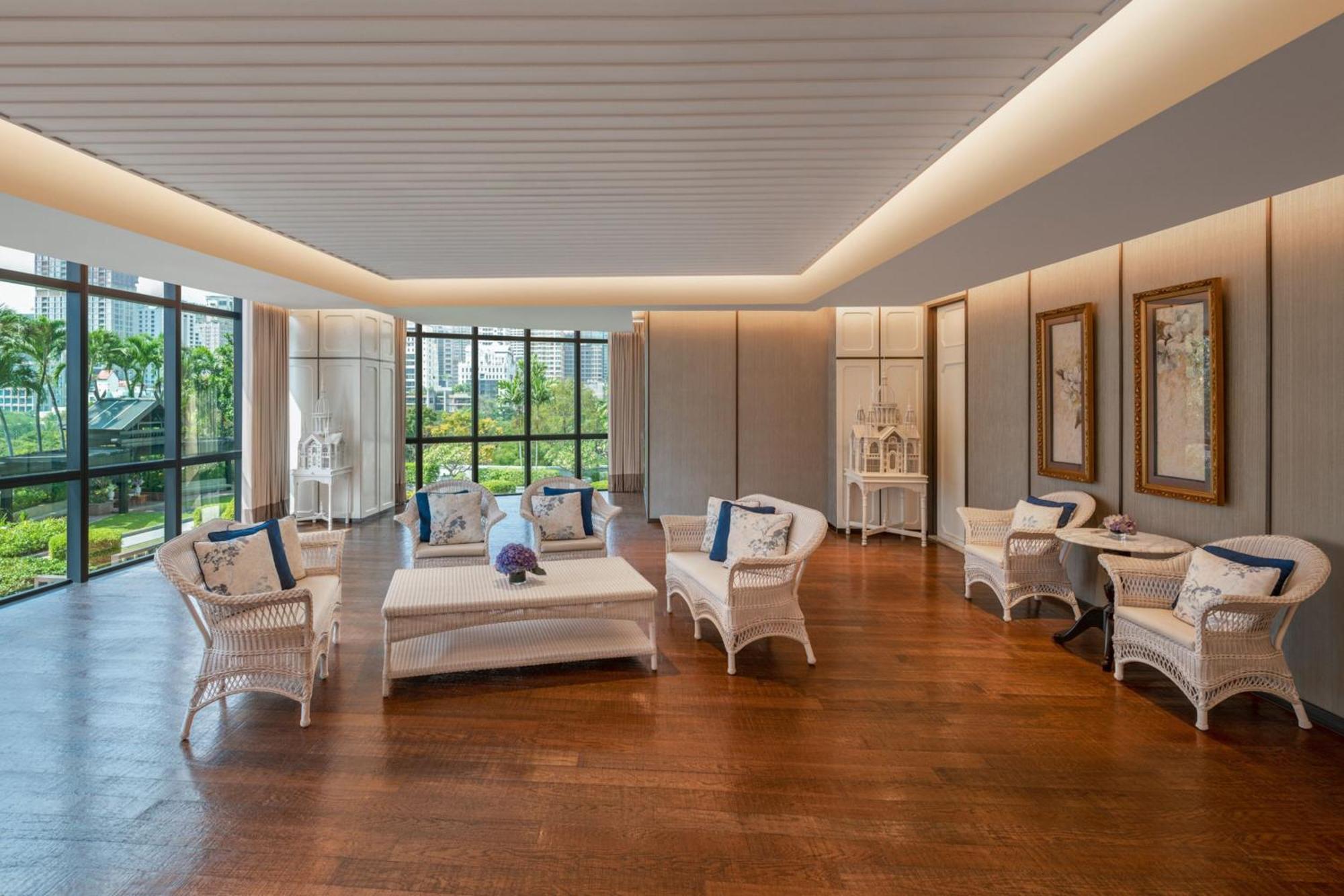 The Athenee Hotel, A Luxury Collection Hotel, Бангкок Экстерьер фото